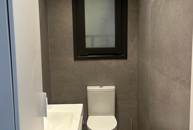 69310054 - Property Image 2