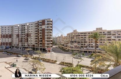 Apartment - 3 Bedrooms - 2 Bathrooms for sale in Corniche Al Maamoura - Al Maamoura - Hay Than El Montazah - Alexandria