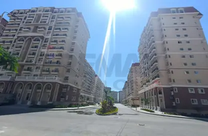 Apartment - 3 Bedrooms - 3 Bathrooms for sale in Sawary - Alexandria Compounds - Alexandria