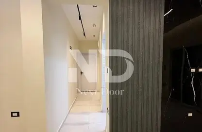 شقة - 3 غرف نوم - 2 حمامات للبيع في المجاورة الاولي - المنطقة الثالثة - مدينة الشروق - القاهرة