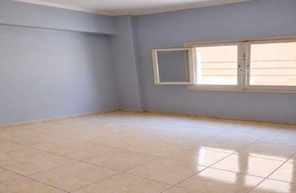 Apartment - 3 - 2 for sale in Street70 - District 2 - The 5th Settlement - New Cairo City - Cairo