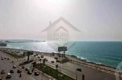 Apartment - 3 Bedrooms - 2 Bathrooms for sale in Al Geish Road - Camp Chezar - Hay Wasat - Alexandria