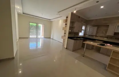 شقة - 2 غرف نوم - 2 حمامات للايجار في القطامية بلازا - التجمع الاول - مدينة القاهرة الجديدة - القاهرة