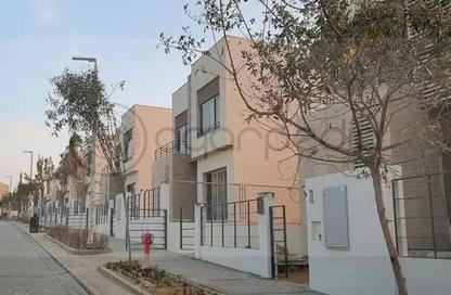 Townhouse - 3 Bedrooms - 4 Bathrooms for sale in Palm Hills New Cairo - 5th Settlement Compounds - The 5th Settlement - New Cairo City - Cairo