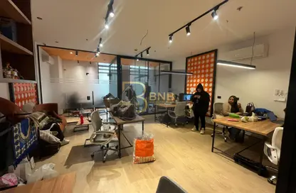 Office Space - 3 Bedrooms - 1 Bathroom for rent in District 5 - 5th Settlement Compounds - The 5th Settlement - New Cairo City - Cairo