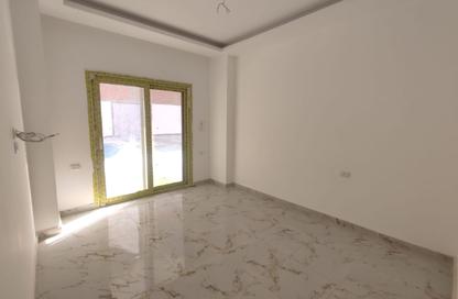 Apartment - 1 Bedroom - 1 Bathroom for sale in Touristic Center - Hurghada - Red Sea