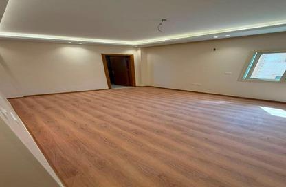 Penthouse - 3 Bedrooms - 3 Bathrooms for sale in Street 13 - 13th District - Sheikh Zayed City - Giza Penthouse - 3 Bedrooms - 3 Bathrooms for sale in Street 13 - 13th District - Sheikh Zayed City - Giza