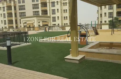 شقة - 3 غرف نوم - 3 حمامات للايجار في ارورا - اب تاون كايرو - المقطم - القاهرة