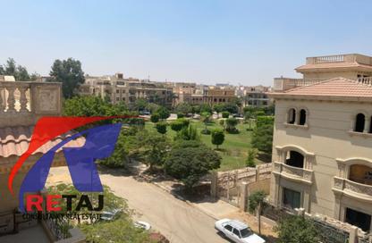(بنتهاوس  (روف - 3 - 2 للبيع في المنطقة ه - حى جنوب الاكايمية - مدينة القاهرة الجديدة - القاهرة