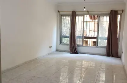 شقة - 2 غرف نوم - 1 حمام للايجار في شارع النزهه - ارض الجولف - مصر الجديدة - القاهرة