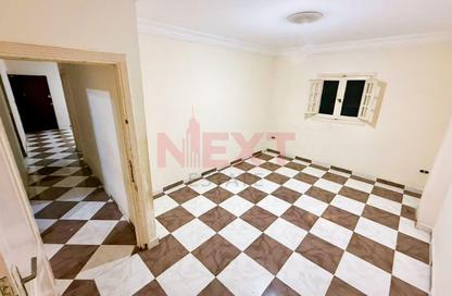 Apartment - 3 Bedrooms - 1 Bathroom for rent in Al Hilton St. - Smouha - Hay Sharq - Alexandria Apartment - 3 Bedrooms - 1 Bathroom for rent in Al Hilton St. - Smouha - Hay Sharq - Alexandria