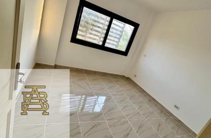 Apartment - 2 Bedrooms - 2 Bathrooms for sale in Madinaty - Cairo