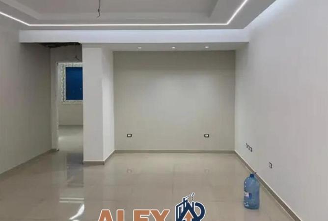84518059 - Property Main Image