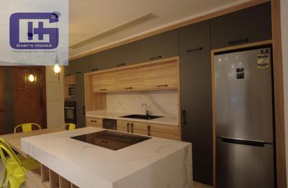 Apartment - 2 Bedrooms - 1 Bathroom for rent in Palm Hills Village Gate - South Investors Area - New Cairo City - Cairo