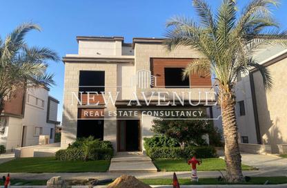 Villa - 5 Bedrooms - 4 Bathrooms for sale in Azzar - 5th Settlement Compounds - The 5th Settlement - New Cairo City - Cairo