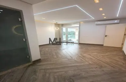 دوبلكس - 3 غرف نوم - 3 حمامات للايجار في جاردن ريزدنس - هايد بارك - مدينة القاهرة الجديدة - القاهرة
