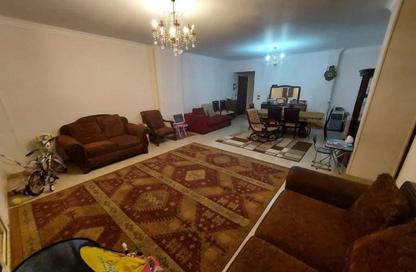 Apartment - 2 Bedrooms - 1 Bathroom for rent in Al Narges 1 - Al Narges - New Cairo City - Cairo