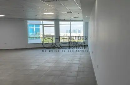 مكتب عمل جماعي - 4 غرف نوم - 1 حمام للايجار في شارع الشباب - الشيخ زايد - الجيزة