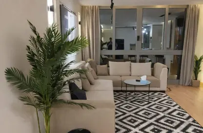 شقة - 3 غرف نوم - 2 حمامات للبيع في وان قطامية - كمبوندات القطامية - القطامية - مدينة القاهرة الجديدة - القاهرة