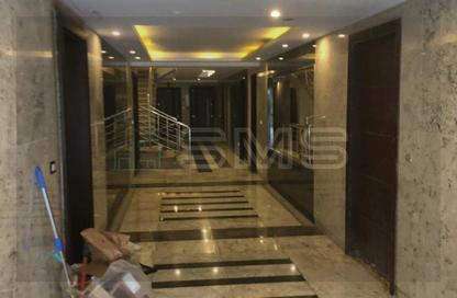 (بنتهاوس  (روف - 3 - 3 للبيع في جاليريا  مون فالى - المستثمرين الجنوبية - مدينة القاهرة الجديدة - القاهرة