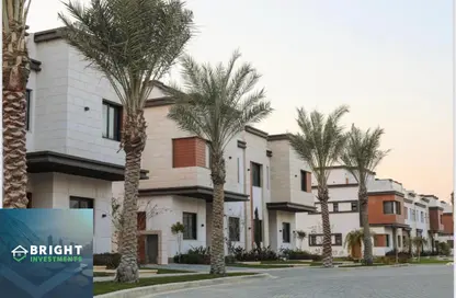 Villa - 4 Bedrooms - 4 Bathrooms for sale in Azzar - 5th Settlement Compounds - The 5th Settlement - New Cairo City - Cairo