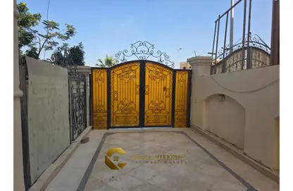 Apartment - 3 Bedrooms - 3 Bathrooms for sale in Al Mostathmir El Saghir - 10th District - Sheikh Zayed City - Giza