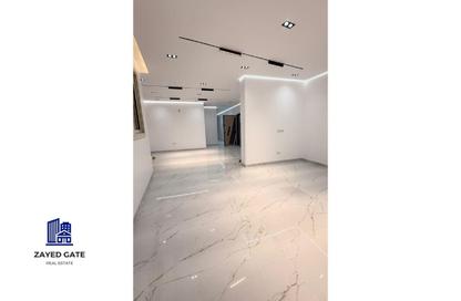Apartment - 3 Bedrooms - 3 Bathrooms for sale in Al Mohandes Ahmed Kamal Hamdy St. - 16th District - Sheikh Zayed City - Giza