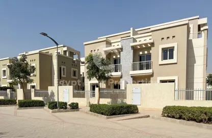 فيلا - 5 غرف نوم - 6 حمامات للبيع في قطامية كريكس - كمبوندات التجمع الخامس - التجمع الخامس - مدينة القاهرة الجديدة - القاهرة