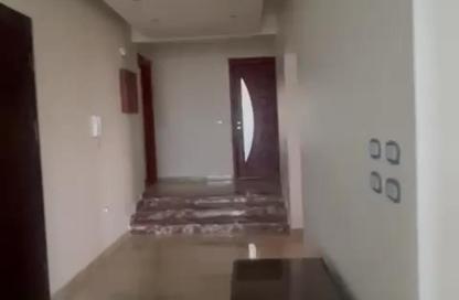 Apartment - 3 Bedrooms - 2 Bathrooms for rent in Al Gezira St. - South Investors Area - New Cairo City - Cairo