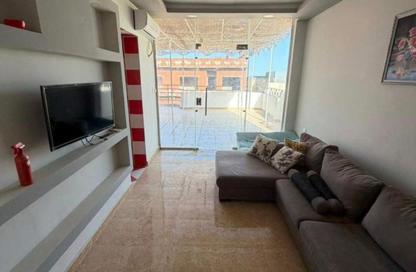 Whole Building - 5 Bedrooms - 5 Bathrooms for sale in Magawish - Hurghada - Red Sea