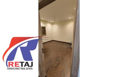 Apartment - 3 Bedrooms - 2 Bathrooms for sale in South Lotus - El Lotus - New Cairo City - Cairo