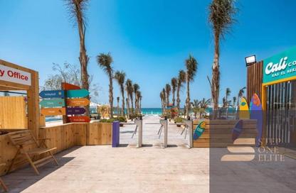 Chalet - 2 Bedrooms - 1 Bathroom for sale in Cali Coast - Ras Al Hekma - North Coast