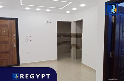 Office Space - Studio - 2 Bathrooms for sale in Zahraa Al Maadi St. - Degla - Hay El Maadi - Cairo