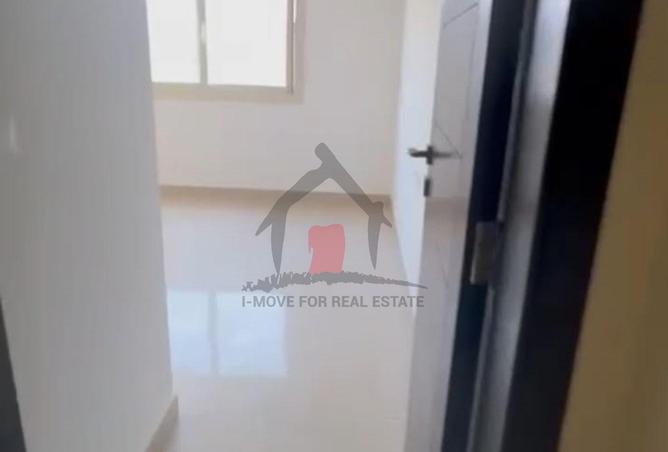 87210584 - Property Image 3
