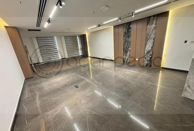 69835817 - Property Main Image