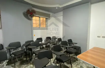 مساحات مكتبية - 2 غرف نوم - 1 حمام للبيع في شارع زين العابدين - محرم بك - حي وسط - الاسكندرية