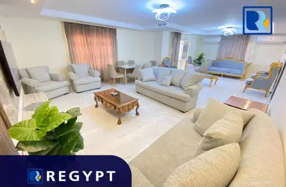 شقة - 3 غرف نوم - 2 حمامات للبيع في ميدان دجله - دجلة - حي المعادي - القاهرة