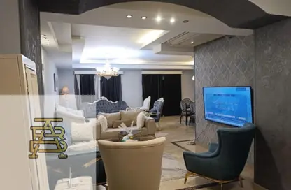 فيلا - 4 غرف نوم - 4 حمامات للايجار في مدينتي - القاهرة