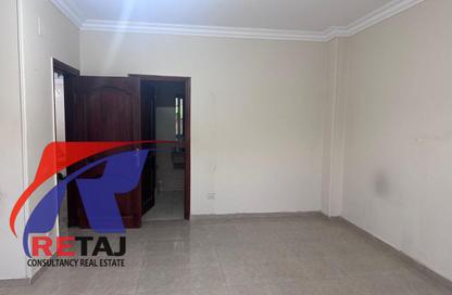 Apartment - 3 Bedrooms - 2 Bathrooms for rent in Al Narges 3 - Al Narges - New Cairo City - Cairo Apartment - 3 Bedrooms - 2 Bathrooms for rent in Al Narges 3 - Al Narges - New Cairo City - Cairo