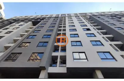 Apartment - 4 Bedrooms - 2 Bathrooms for sale in Katameya Gate - El Katameya Compounds - El Katameya - New Cairo City - Cairo