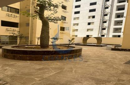 Apartment - 3 Bedrooms - 2 Bathrooms for sale in Wadi Degla St. - 3rd Sector - Zahraa El Maadi - Hay El Maadi - Cairo