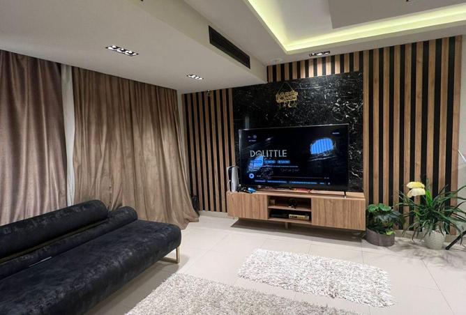 8567377 - Property Image 2