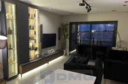 Apartment - 3 Bedrooms - 3 Bathrooms for sale in Village West - Sheikh Zayed Compounds - Sheikh Zayed City - Giza