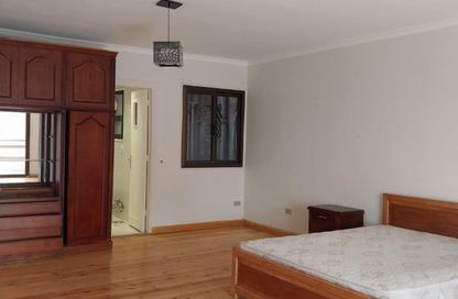 Apartment - 3 Bedrooms - 2 Bathrooms for rent in Ahmed Heshmat St. - Zamalek - Cairo
