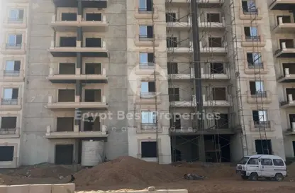 Apartment - 2 Bedrooms - 2 Bathrooms for sale in Swan Lake Residence - 5th Settlement Compounds - The 5th Settlement - New Cairo City - Cairo
