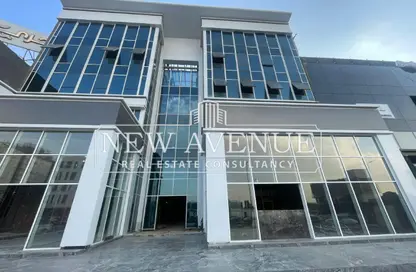 Whole Building - Studio - 6 Bathrooms for sale in Cairo Business Plaza - North Teseen St. - The 5th Settlement - New Cairo City - Cairo
