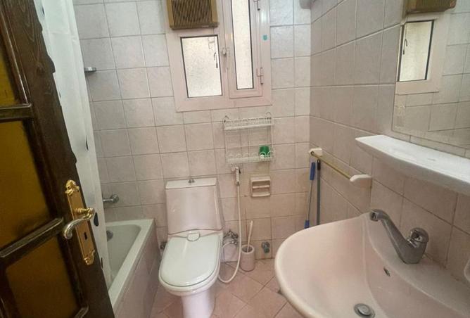 100641983 - Property Image 2