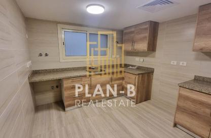 شقة - 3 غرف نوم - 2 حمامات للايجار في نيو جيزة - طريق مصر اسكندرية الصحراوي - مدينة 6 أكتوبر - الجيزة