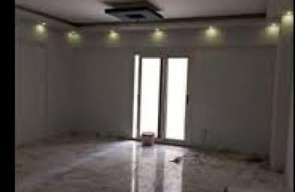 Whole Building - 3 Bedrooms - 1 Bathroom for sale in Al Mansoura - Al Daqahlya