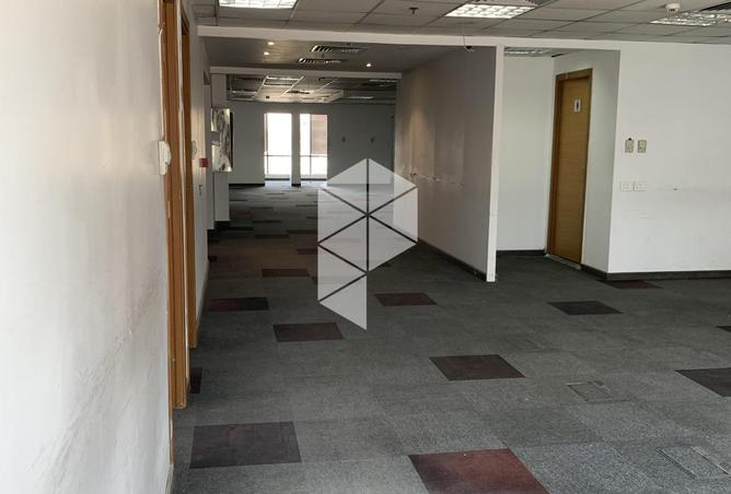 102629207 - Property Image 2